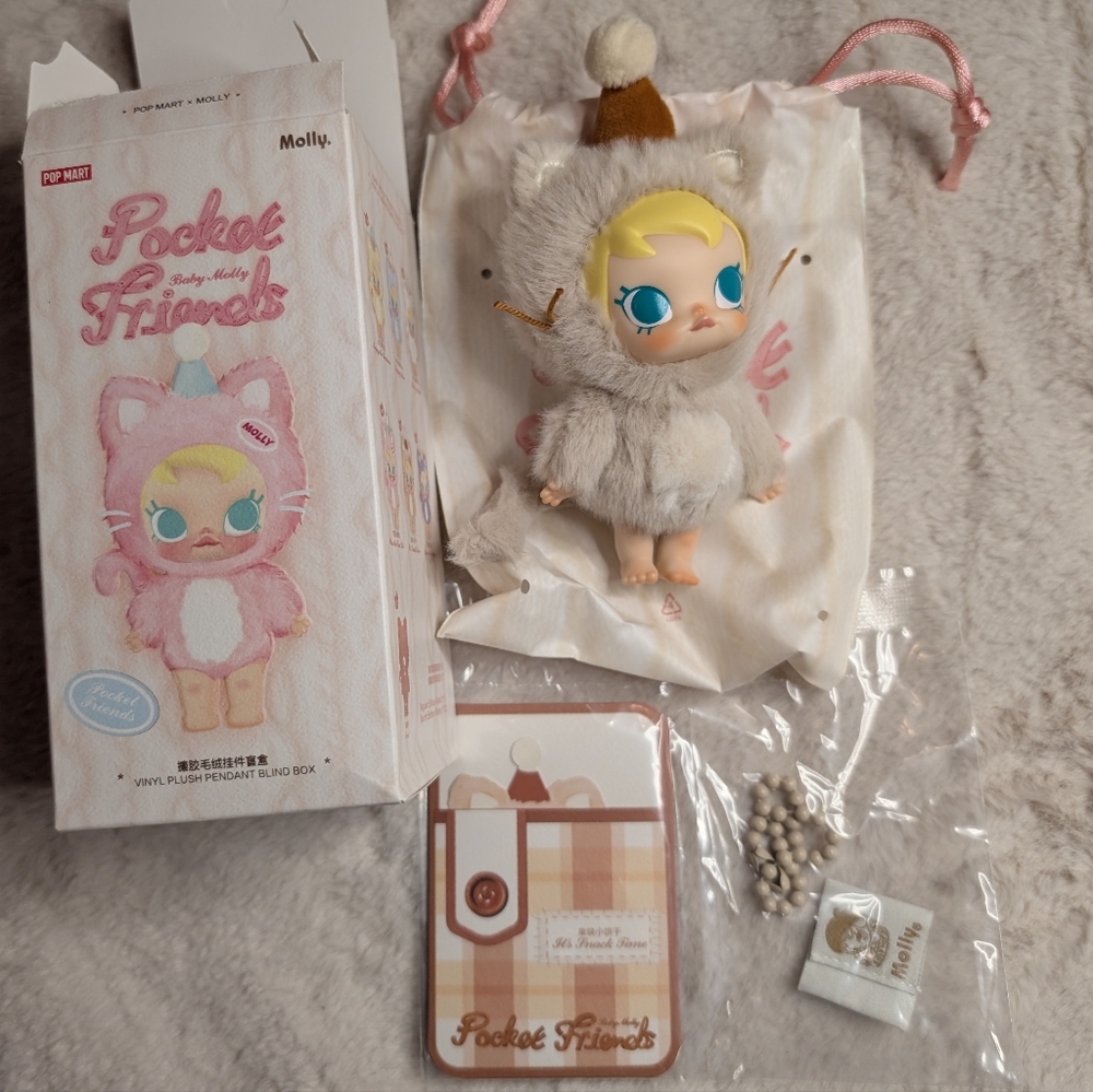 Baby Molly Pocket Friends "It's Snack Time"